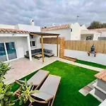 Casa Adosada A 150 Metros De La Playa Holiday home *