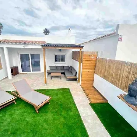 Casa Adosada A 150 Metros De La Playa Holiday home *